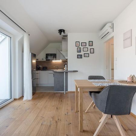 Gruene Ruhelage, 20 Minuten Ins Zentrum Und Parkgarage Vienna Exterior photo