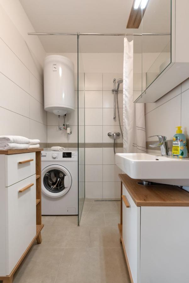Gruene Ruhelage, 20 Minuten Ins Zentrum Und Parkgarage Vienna Exterior photo