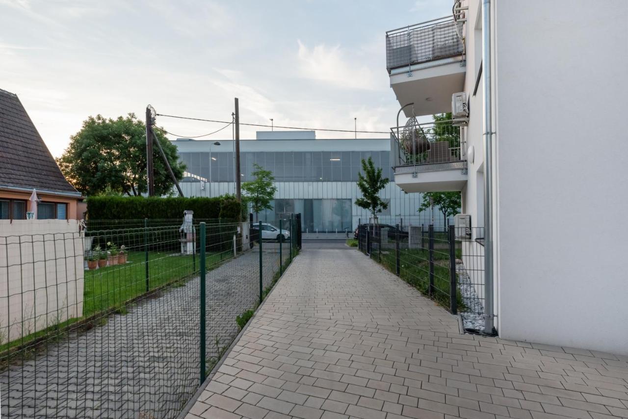 Gruene Ruhelage, 20 Minuten Ins Zentrum Und Parkgarage Vienna Exterior photo