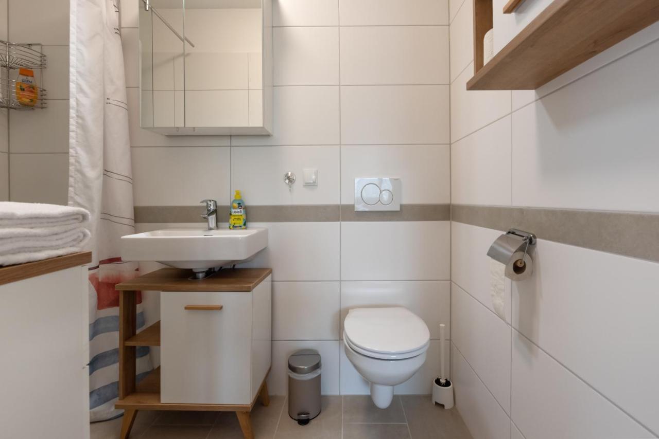 Gruene Ruhelage, 20 Minuten Ins Zentrum Und Parkgarage Vienna Exterior photo