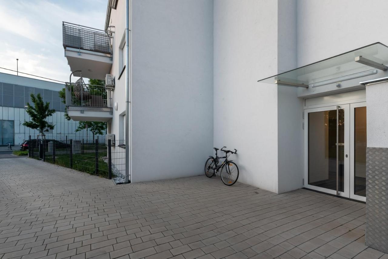 Gruene Ruhelage, 20 Minuten Ins Zentrum Und Parkgarage Vienna Exterior photo
